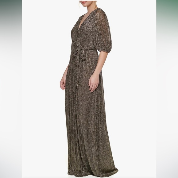 Eliza J Dresses & Skirts - NWT. Eliza J Womens Elbow Sleeve V-Neck Long Dress